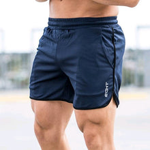 Cargar imagen en el visor de la galería, Nuevos pantalones cortos de culturismo para hombre, ropa deportiva de secado rápido de malla transpirable para entrenamiento de verano para hombre, pantalones cortos de playa para correr