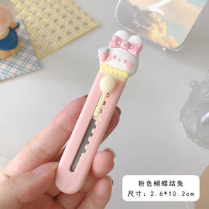 Kawaii Cartoon Animals Mini Portable Ulity Knife Box Cutter Pocket Stretch Paper Cutters