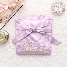 Cargar imagen en el visor de la galería, Mujeres chinas rayón bordado novia dama de honor Kimono Albornoz vestido Sexy Mini dormir camisón ropa de dormir batas de boda S0102