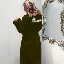Load image into Gallery viewer, Winter Warm Flannel Bathrobe Women Knee-Length Bath Robe Soft Thick Cute Pink Bridesmaid Robes Female Dressing Gown Sleepwear