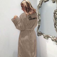 Load image into Gallery viewer, Winter Warm Flannel Bathrobe Women Knee-Length Bath Robe Soft Thick Cute Pink Bridesmaid Robes Female Dressing Gown Sleepwear
