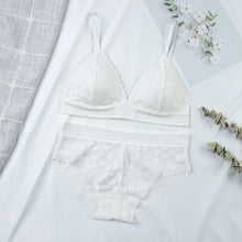Charger l&#39;image dans la galerie, Women Lace Bra Sets Seamless Underwear Backless Vest Sexy Padded Bralette Lingerie Ultrathin Bra &amp; Brief Sets Female Intimates