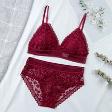 Charger l&#39;image dans la galerie, Women Lace Bra Sets Seamless Underwear Backless Vest Sexy Padded Bralette Lingerie Ultrathin Bra &amp; Brief Sets Female Intimates