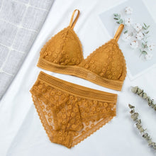 Charger l&#39;image dans la galerie, Women Lace Bra Sets Seamless Underwear Backless Vest Sexy Padded Bralette Lingerie Ultrathin Bra &amp; Brief Sets Female Intimates