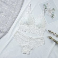 Charger l&#39;image dans la galerie, Women Lace Bra Sets Seamless Underwear Backless Vest Sexy Padded Bralette Lingerie Ultrathin Bra &amp; Brief Sets Female Intimates