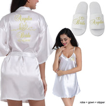 Cargar imagen en el visor de la galería, Logotipo personalizado Weddin Fecha Nombre Faux Silk Kimono Robe Mujer Boda Novia Dama de honor Batas Despedida de soltera Boda Preparewear