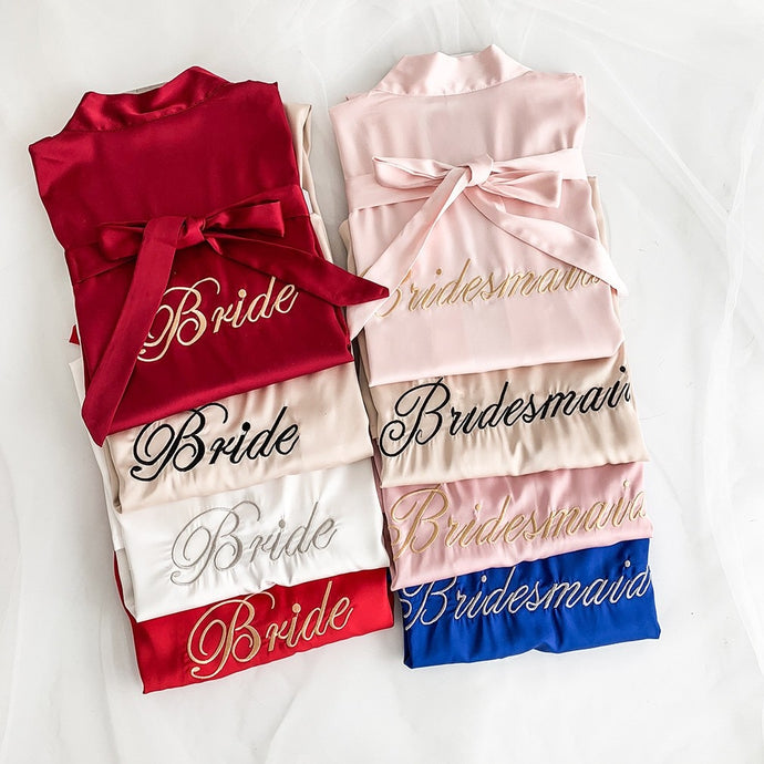 Mujeres chinas rayón bordado novia dama de honor Kimono Albornoz vestido Sexy Mini dormir camisón ropa de dormir batas de boda S0102