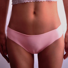 Load image into Gallery viewer, Hot Silk Sexy Women Thongs g string Seamless Panties Female Underwear Tanga Panties Low-Rise Lingerie Panty Intimates 3pcs ac125