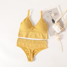Charger l&#39;image dans la galerie, Women Bra Panties Set Push Up Sports Bra Set Sexy G-String Seamless Active Bra Thong Lingerie Set Fitness Crop Top Underwear